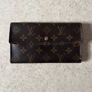 LV 3 FOLD WALLET
